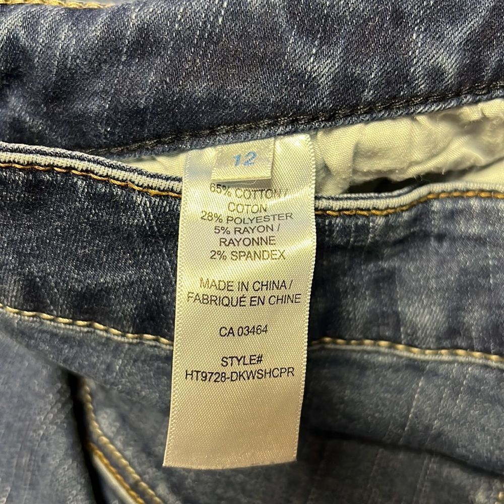 Ricki’s Jean Capri - Picture 6 of 10